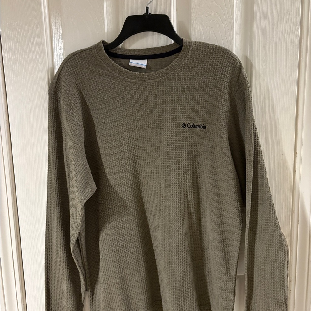 Columbia Khaki Waffle Knit Pullover